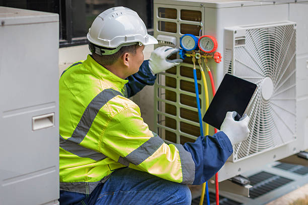 Professional Hvac technician working in Marion, KS